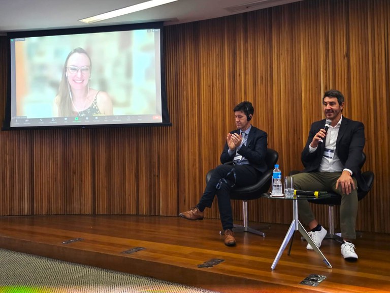 d12d3c28-f0d2-4c0a-80f6-62539d12f5d7